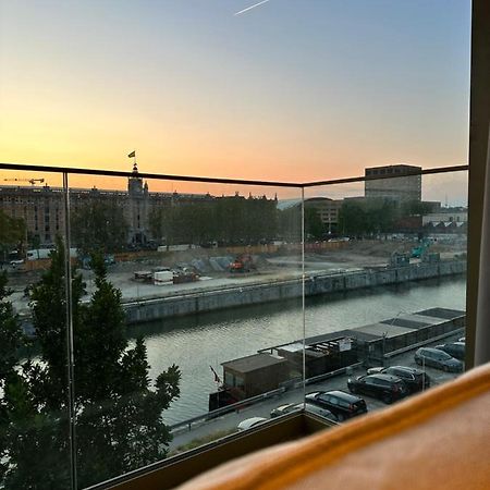 Canal View One Bedroom Flat Brussels Luaran gambar